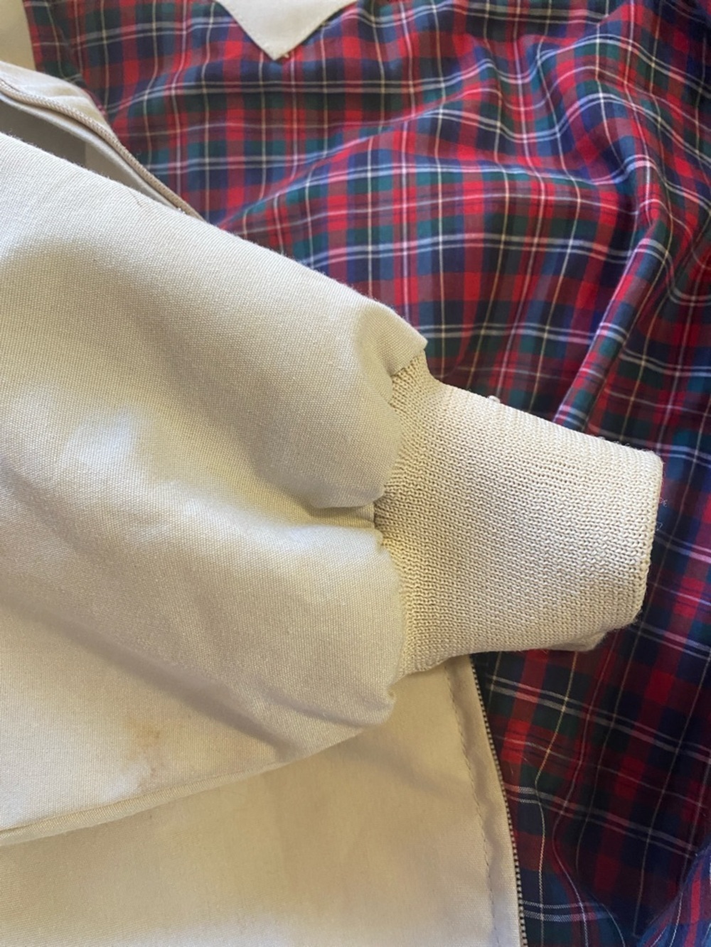 Via Sport Peanut Woodstock Open Cream Jacket with Red Tartan Lining - Picture 4 of 5